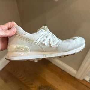 New Balance 574 tennis shoe women’s